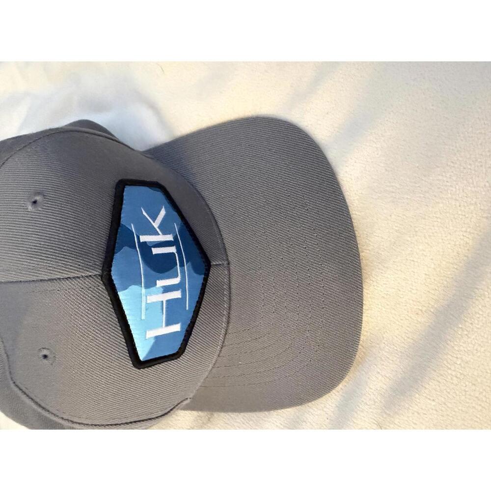 Huk Fishing Gear Snap Back‎ Hat - Excellent Condition